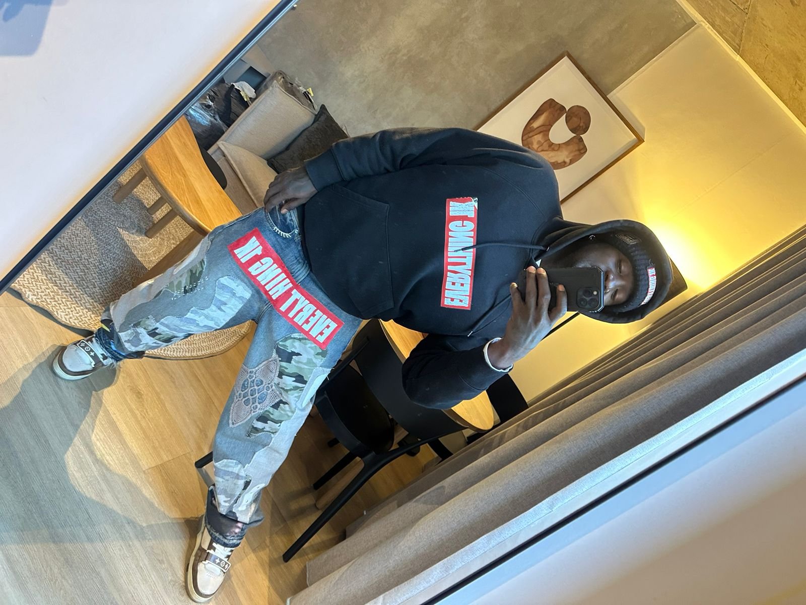 1KHoodie & 1K Denim Jeans