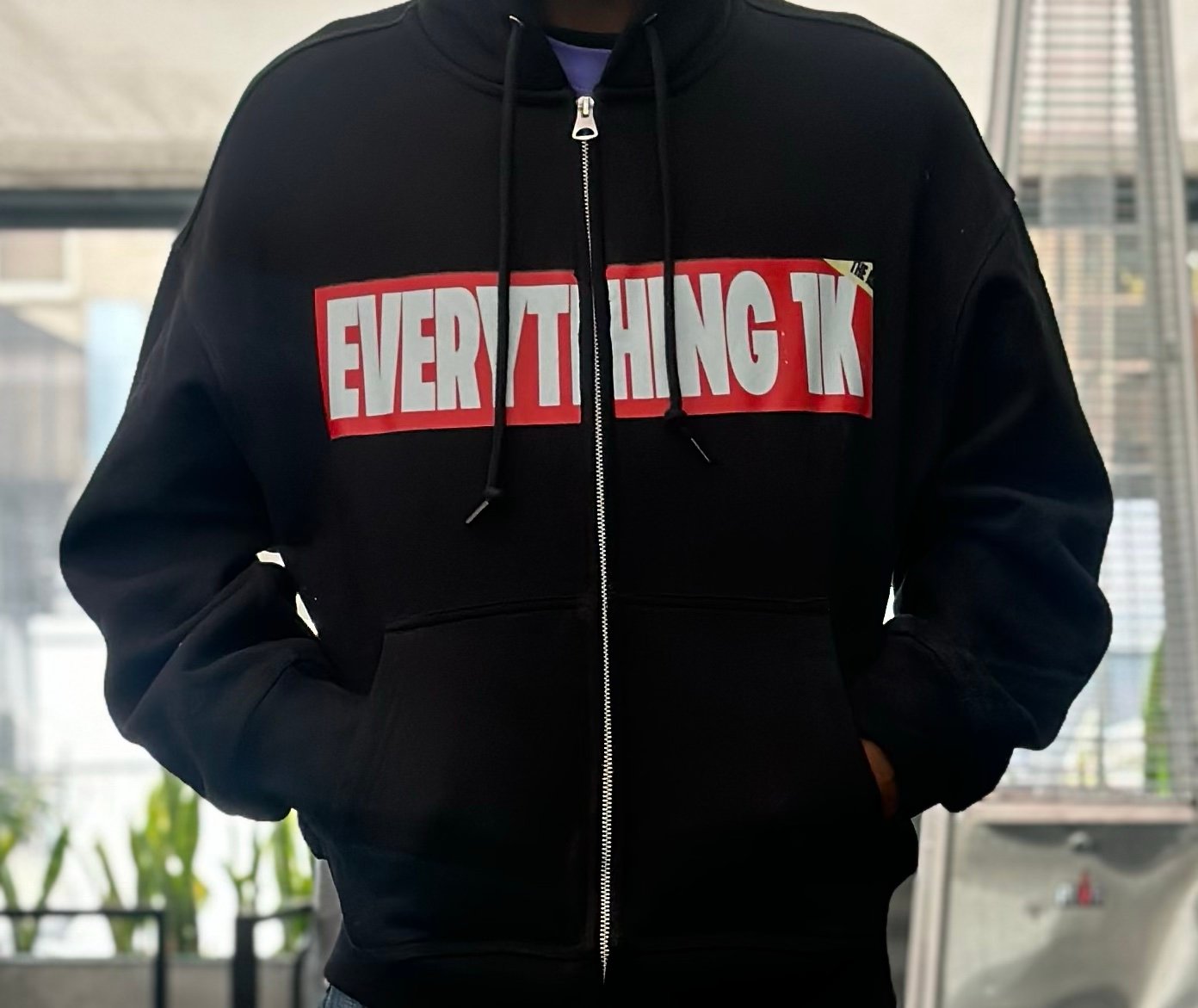 1KHoodie & 1K jeans