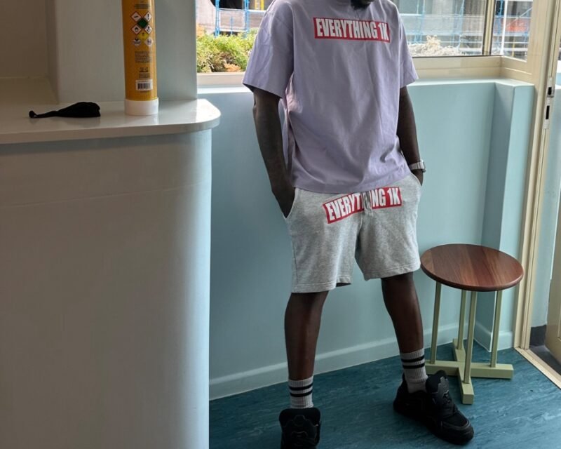 1KTshirt & 1KShort