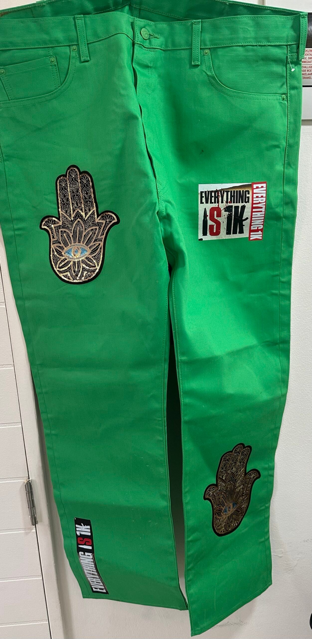 1K Pants in different colors - Image 3